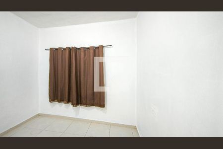 Quarto 2 de casa para alugar com 2 quartos, 46m² em Parque Sabara, São Paulo