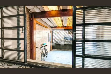 Quarto 1 de casa para alugar com 2 quartos, 46m² em Parque Sabara, São Paulo