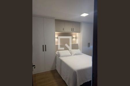 Quarto de apartamento à venda com 2 quartos, 100m² em Jardim São Pedro, Porto Alegre