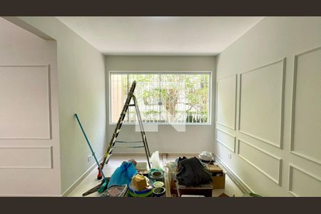 Sala de apartamento à venda com 3 quartos, 61m² em Alto de Pinheiros, São Paulo