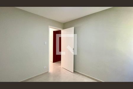 Quarto 1 de apartamento à venda com 3 quartos, 61m² em Alto de Pinheiros, São Paulo