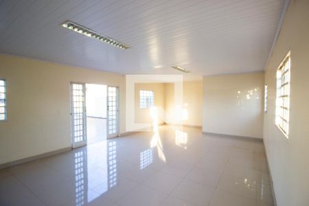 Casa à venda com 4 quartos, 200m² em Ceilandia, Brasília