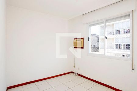 Quarto 3 de apartamento para alugar com 3 quartos, 94m² em Santana, Porto Alegre