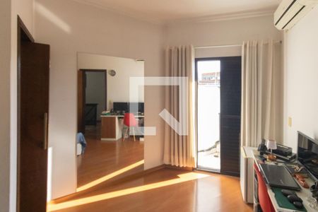 Suíte 1 de casa para alugar com 4 quartos, 300m² em Vila Maria Alta, São Paulo