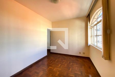 Sala de apartamento para alugar com 3 quartos, 110m² em Cidade Nova, Belo Horizonte