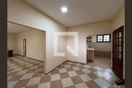 Sala de casa de condomínio para alugar com 5 quartos, 350m² em Camorim, Rio de Janeiro