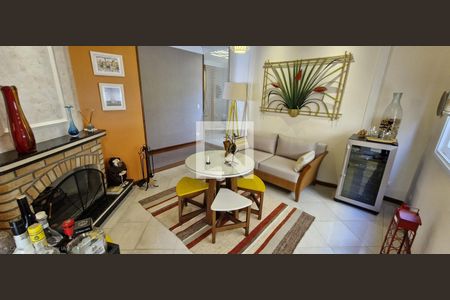 Sala de casa de condomínio à venda com 4 quartos, 600m² em Parque Terra Nova II, São Bernardo do Campo