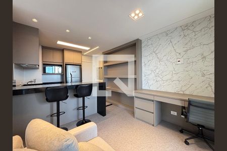Sala/Cozinha de apartamento para alugar com 1 quarto, 42m² em Itaim Bibi, São Paulo