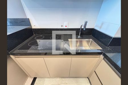 Sala/Cozinha de apartamento para alugar com 1 quarto, 42m² em Itaim Bibi, São Paulo
