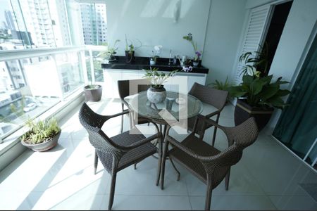 Apartamento para alugar com 3 quartos, 139m² em Setor Bueno, Goiânia