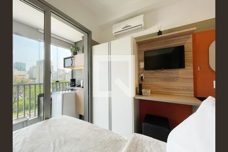 Sala / Quarto de apartamento à venda com 1 quarto, 15m² em Liberdade, São Paulo