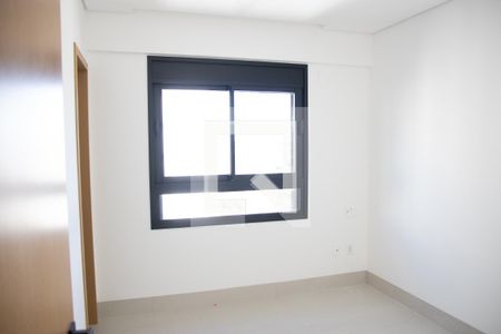 Suíte 02 de apartamento à venda com 4 quartos, 140m² em Jardim Goiás, Goiânia