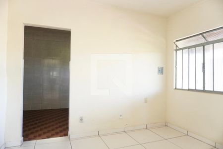 Sala 1 de casa para alugar com 3 quartos, 180m² em Boa Vista, Belo Horizonte