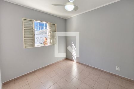 Quarto 2 de casa para alugar com 3 quartos, 180m² em Vila Pompéia, Campinas