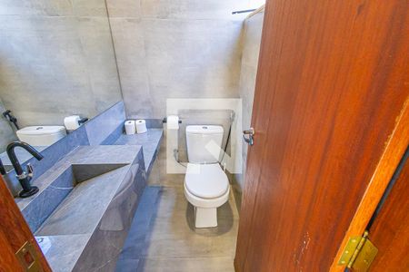 lavabo de casa para alugar com 4 quartos, 280m² em Ouro Preto, Belo Horizonte