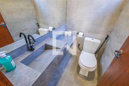 lavabo de casa para alugar com 4 quartos, 280m² em Ouro Preto, Belo Horizonte
