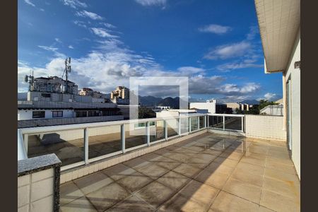 Apartamento para alugar com 3 quartos, 275m² em Recreio dos Bandeirantes, Rio de Janeiro