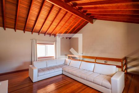 Sala de TV de casa de condomínio para alugar com 5 quartos, 300m² em Jardim Portal dos Ipês, Indaiatuba