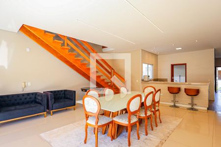 Sala de casa de condomínio para alugar com 5 quartos, 300m² em Jardim Portal dos Ipês, Indaiatuba