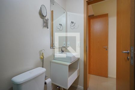 Banheiro suíte  de apartamento para alugar com 2 quartos, 56m² em Tristeza, Porto Alegre