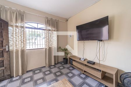 Sala de casa à venda com 4 quartos, 210m² em Cangaiba, São Paulo