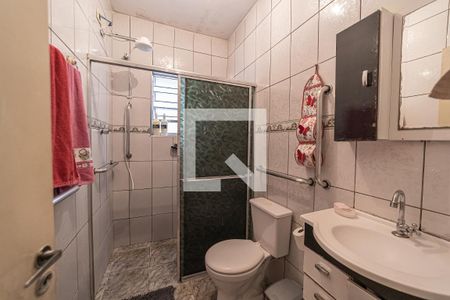 Banheiro de casa à venda com 4 quartos, 210m² em Cangaiba, São Paulo