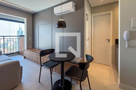 Apartamento para alugar com 1 quarto, 28m² em Pinheiros, São Paulo