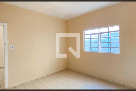 Quarto  de casa para alugar com 1 quarto, 50m² em Cangaiba, São Paulo