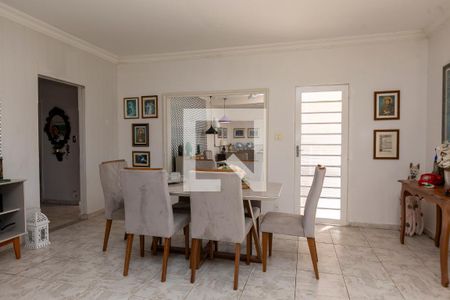 SALA PARA DOIS AMBIENTES de casa para alugar com 4 quartos, 230m² em Parque São Quirino, Campinas