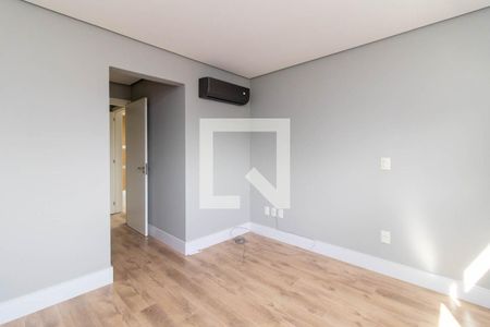 Quarto 1 de apartamento para alugar com 3 quartos, 350m² em Vila Assunção, Porto Alegre