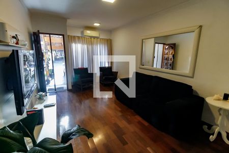 Sala de casa de condomínio à venda com 2 quartos, 110m² em Vila Pirajussara, São Paulo