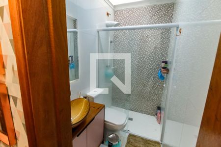 Banheiro da Suíte 1 de casa de condomínio à venda com 2 quartos, 110m² em Vila Pirajussara, São Paulo