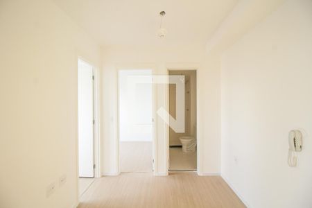 Sala/Cozinha de apartamento para alugar com 2 quartos, 30m² em Vila Pereira Barreto, São Paulo
