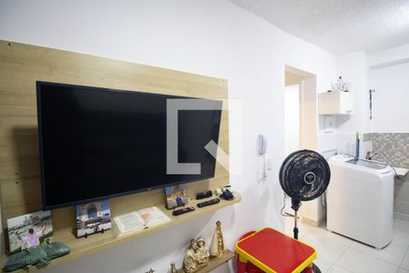 Sala / Cozinha  de apartamento para alugar com 2 quartos, 38m² em Parque Novo Mundo, São Paulo