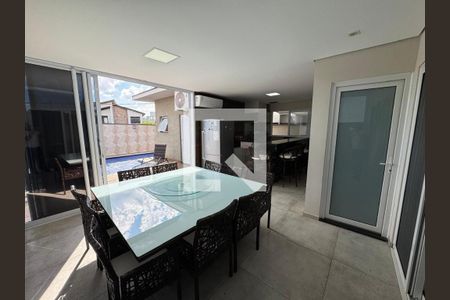 Casa à venda com 4 quartos, 230m² em Jardim Ermida I, Jundiaí