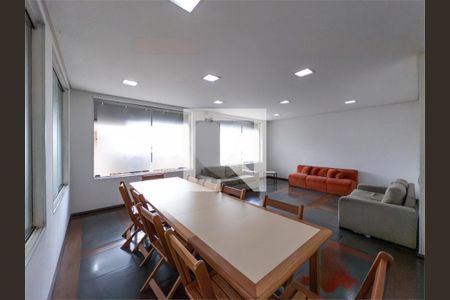 Apartamento à venda com 3 quartos, 110m² em Jardim Prudência, São Paulo