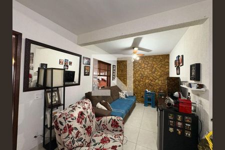 Casa à venda com 3 quartos, 137m² em Cantagalo, Niterói