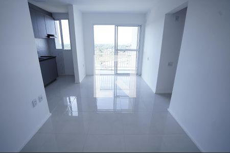 Sala de apartamento para alugar com 3 quartos, 61m² em Fazenda Crimeia Caveiras, Goiânia
