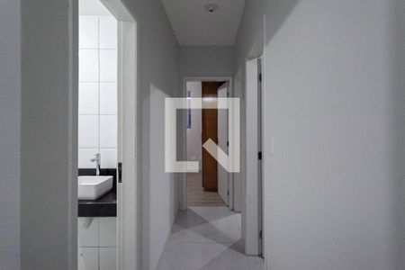 Corredor de apartamento para alugar com 3 quartos, 84m² em Bandeirantes (pampulha), Belo Horizonte