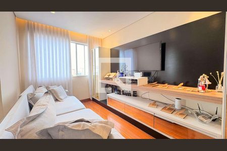 Apartamento à venda com 3 quartos, 103m² em Calafate, Belo Horizonte