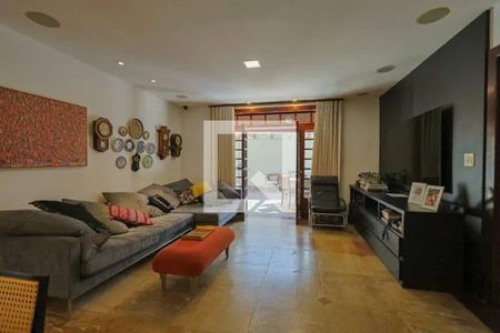 Casa para alugar com 4 quartos, 364m² em Belvedere, Belo Horizonte