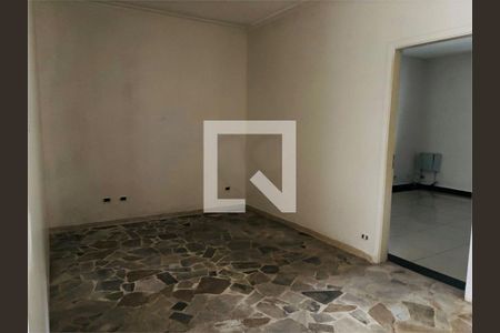 Casa à venda com 3 quartos, 250m² em Vila Romana, São Paulo