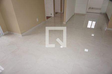 Sala de apartamento para alugar com 2 quartos, 55m² em Jardim de Lourdes, Embu das Artes