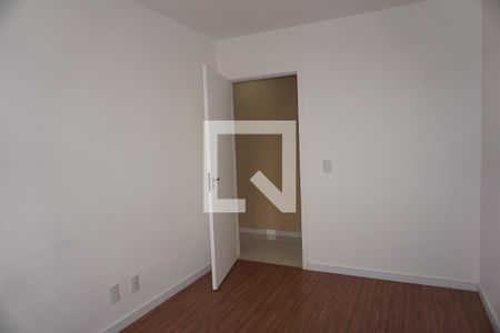 Quarto 1 de apartamento para alugar com 2 quartos, 55m² em Jardim de Lourdes, Embu das Artes