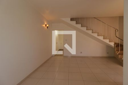 Sala de casa para alugar com 2 quartos, 128m² em Casa Branca, Santo André