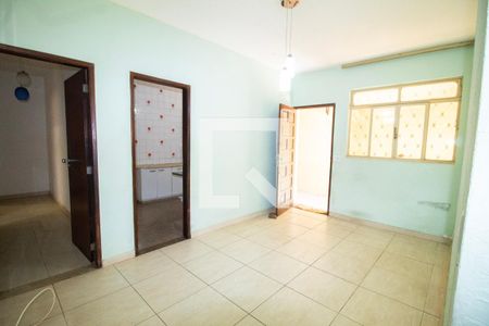 sala 2 de casa à venda com 4 quartos, 310m² em Carlos Prates, Belo Horizonte