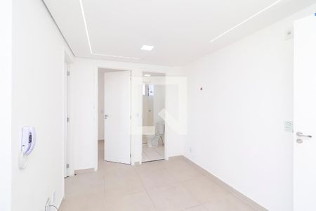 Sala/Cozinha de apartamento para alugar com 2 quartos, 32m² em Vila Curuçá Velha, São Paulo