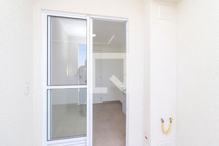 Varanda da Sala/Cozinha de apartamento para alugar com 2 quartos, 32m² em Vila Curuçá Velha, São Paulo