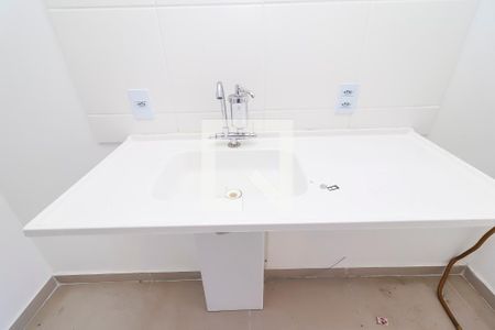 Sala/Cozinha de apartamento para alugar com 2 quartos, 32m² em Vila Curuçá Velha, São Paulo