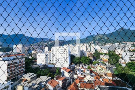 Vista de apartamento à venda com 2 quartos, 80m² em Grajaú, Rio de Janeiro